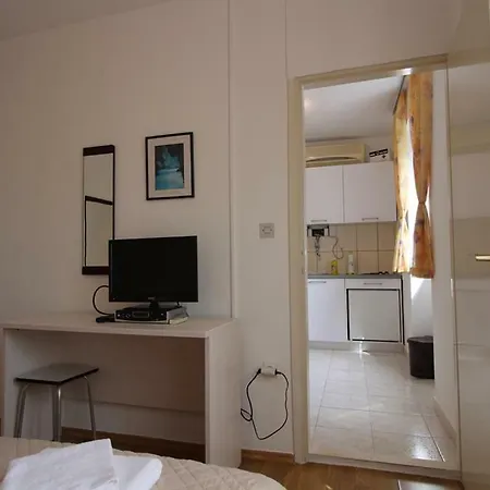 Apartmán Charming One Bedroom Lisa 1